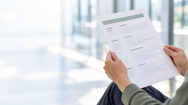 How to Write a Resume That Gets Noticed for Remote Roles